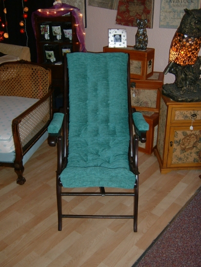 Campaign chair 2