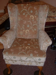 Queen anne chair